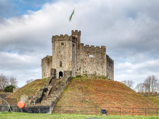 Cardiff Castle - history in the capital city Banner