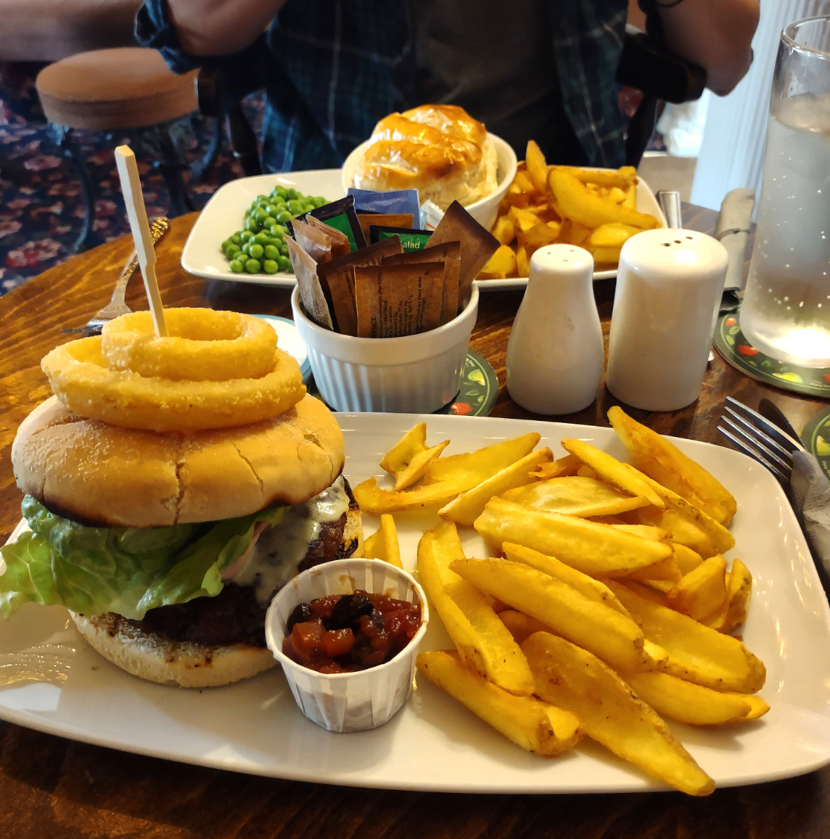 A burger and a pie from the Ysgethin Inn