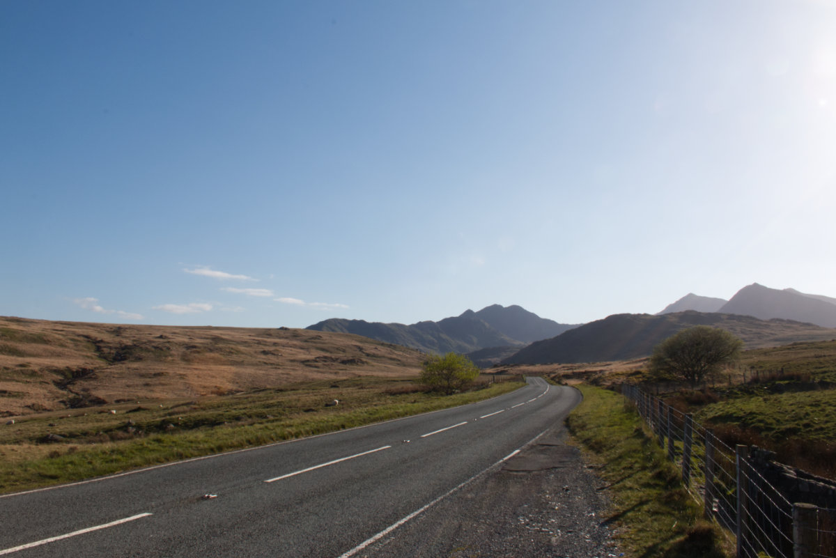 A sunny drive through Snowdonia