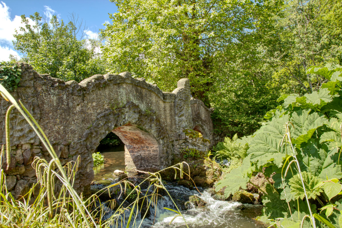 Down at the Lovers Bridge Down at the Lovers Bridge