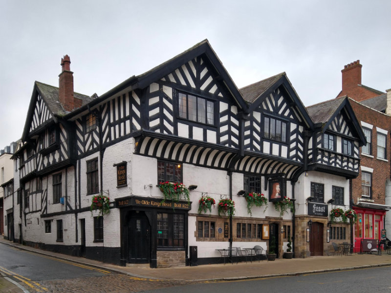 `Ye Olde Kings Head Black and White building