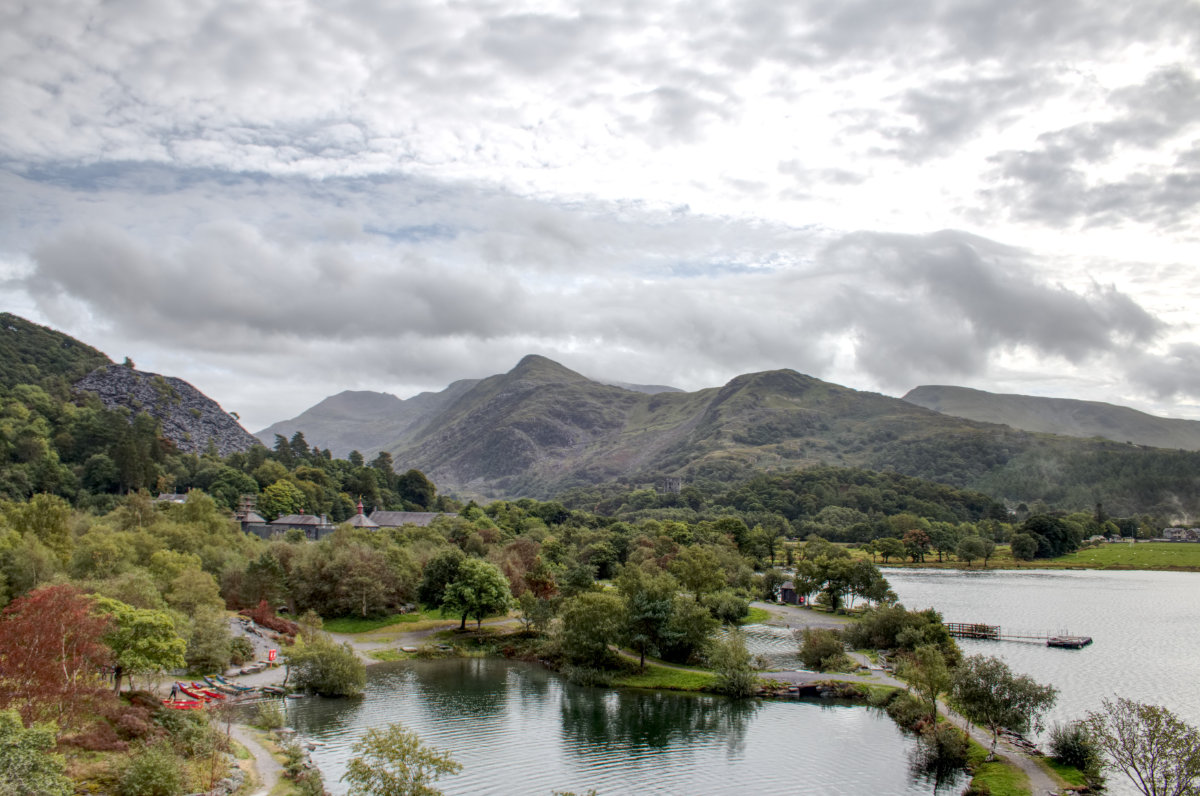 Views at Llyn Padarn from near the Llanberis Miners Hospital